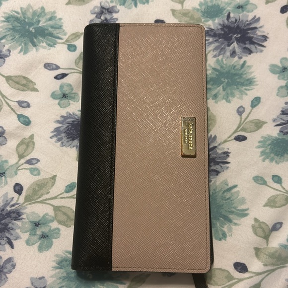 kate spade Handbags - Kate spade wallet